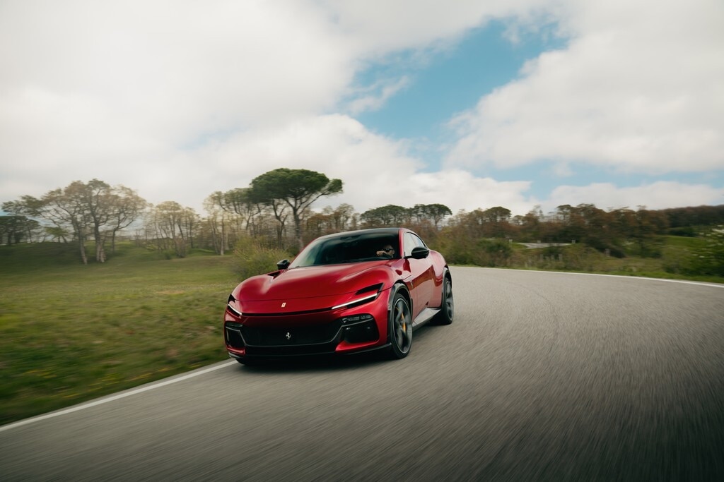 Ferrari Purosangue Handling Speciale