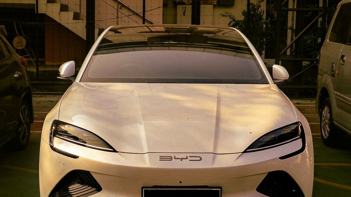 Auto cinesi, la nuova sfida: prezzi giù e fabbriche piene