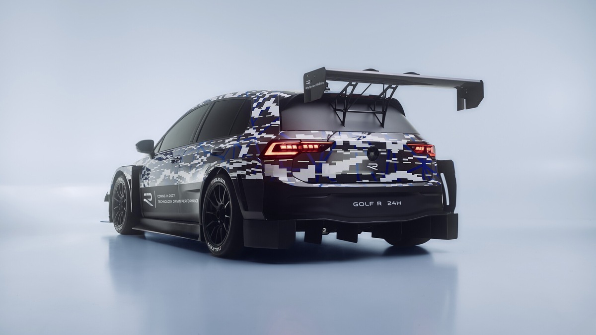 La cattivissima Golf R 24H pronta a sfrecciare alla 24 Ore del Nürburgring nel 2027