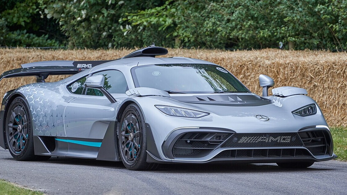 Mercedes-AMG One usata dopo 185 km: il tagliando costa come un’auto nuova