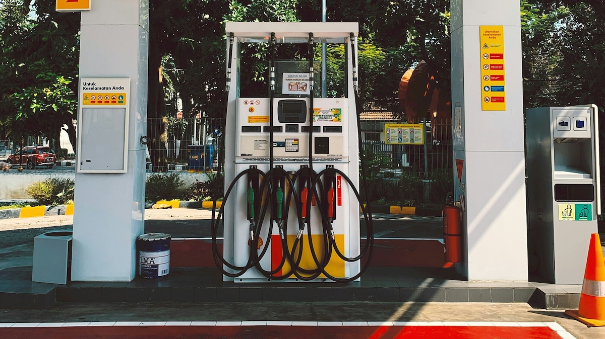 Carburanti, prezzi in discesa: benzina e diesel diminuiscono ancora