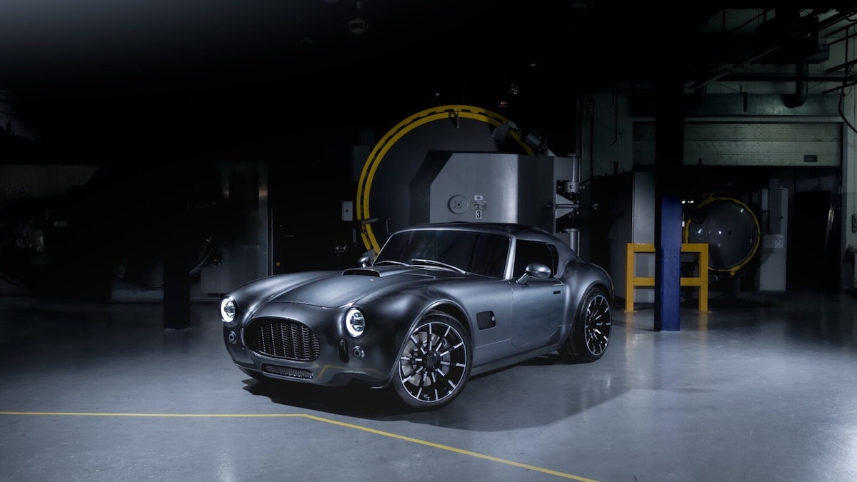AC Cobra GT Coupé, torna il mito di Shelby con i cavalli della Mustang