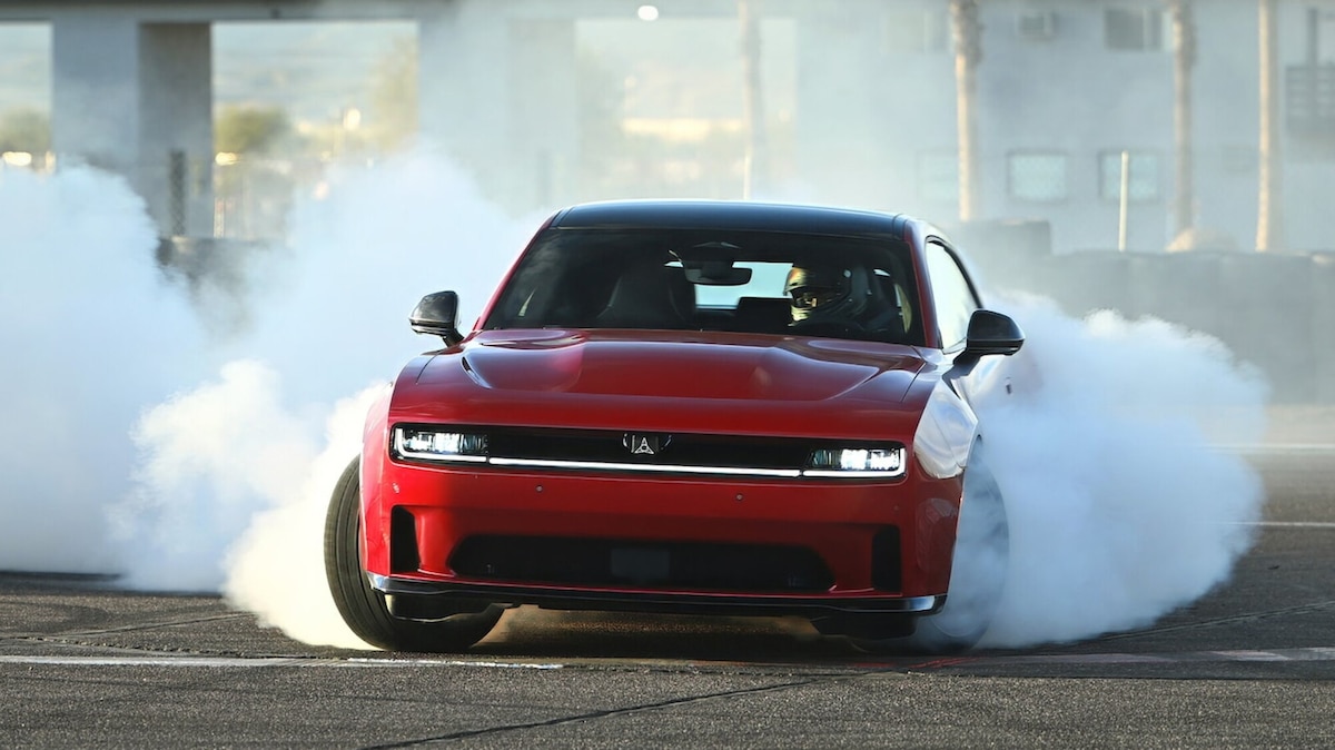 Dodge Charger, il mito di Fast and Furious torna in Europa e raddoppia l'energia