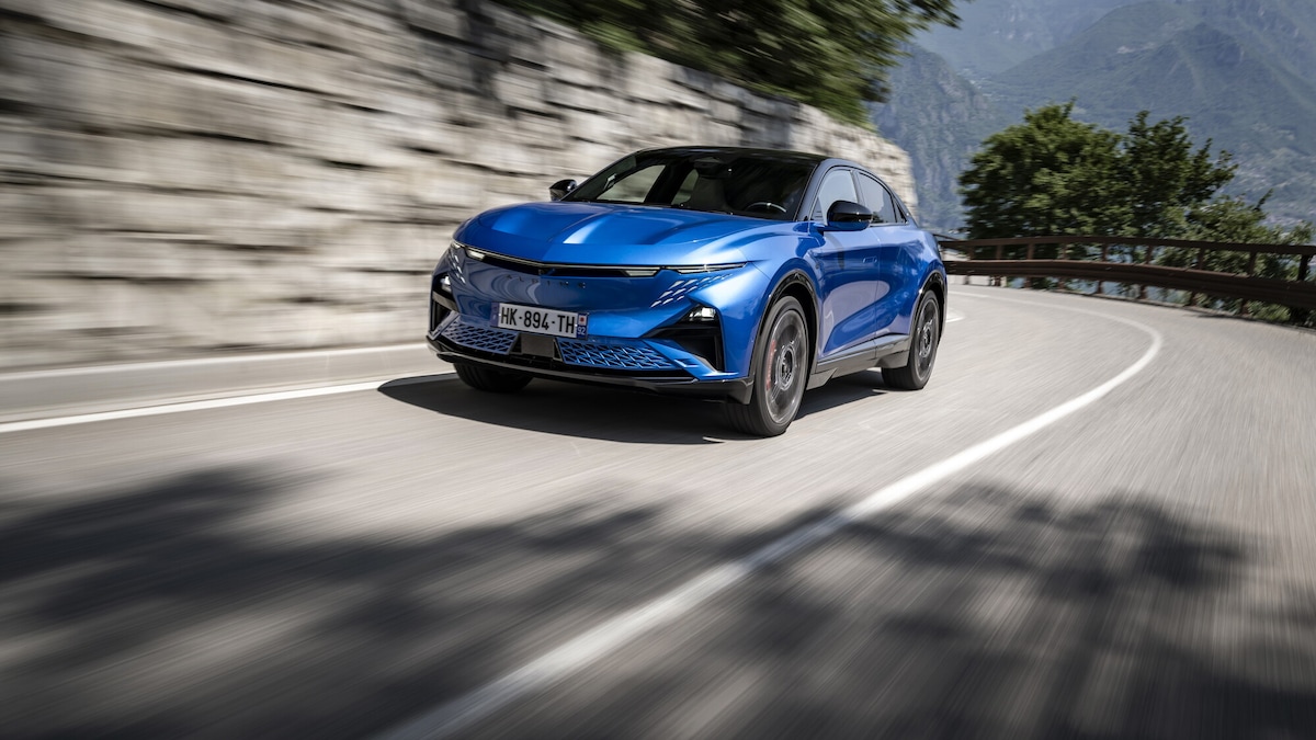 Alpine A390 GTS, divertimento tra le curve