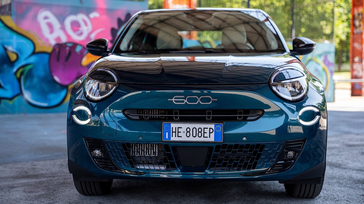 Fiat 600 Turbo 100, su strada col manuale