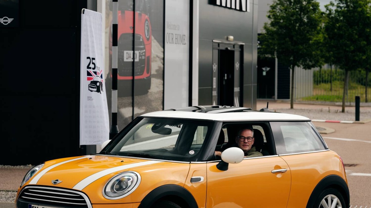 Nemo, la Mini da record con un milione di km
