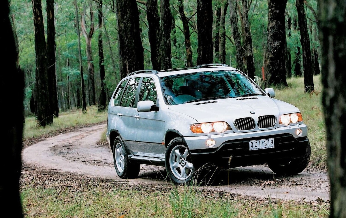 BMW X5, storia del mito aspettando la nuova: il tocco di Bangle e un progetto inedito
