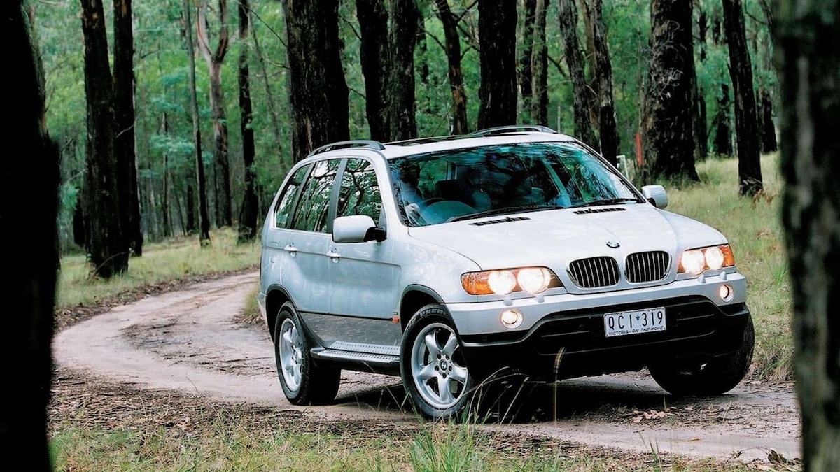 BMW X5, storia del mito aspettando la nuova: il tocco di Bangle e un progetto inedito
