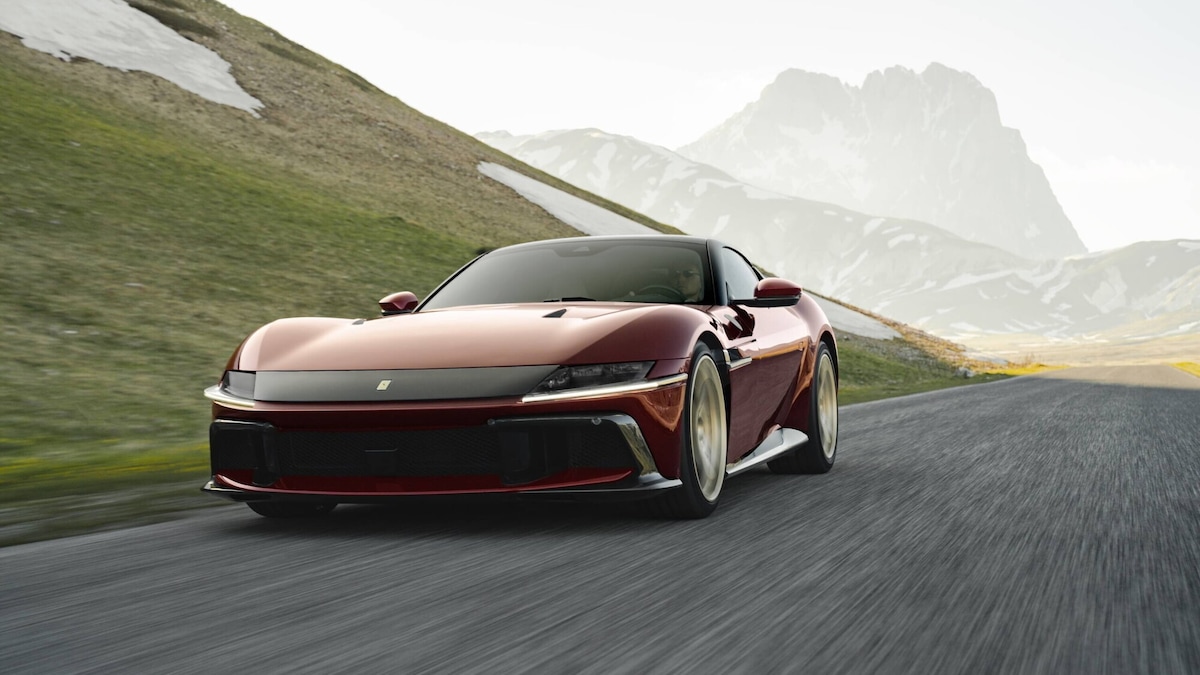 Ferrari 12Cilindri Manuale, piacere di guida allo stato puro