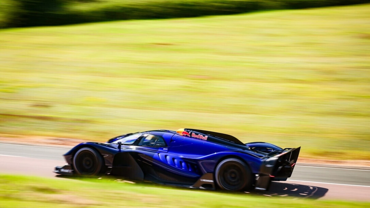 Red Bull RB17 è pronta, a Goodwood con numeri da F1