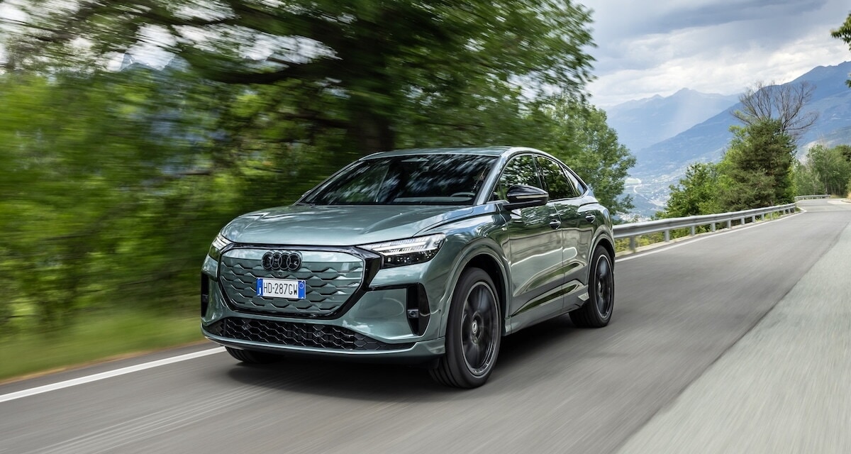 Audi Q4 e-tron cambia pelle, non classe e dinamismo: come va il restyling
