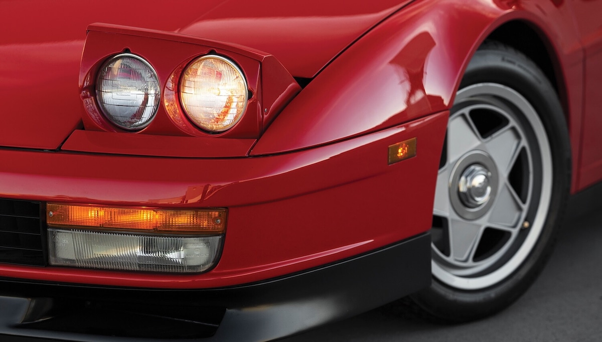 Ferrari, tornano i fari a scomparsa? A Maranello ci hanno già pensato