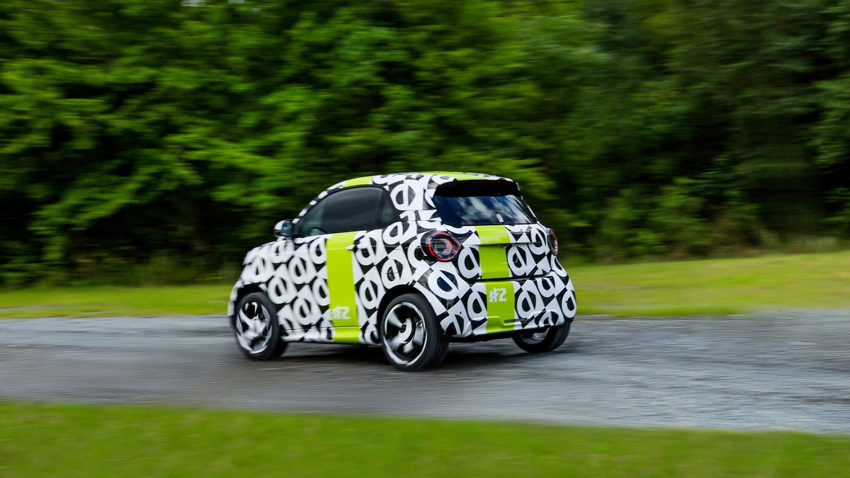 Smart #2, test su strada in vista del debutto a Parigi