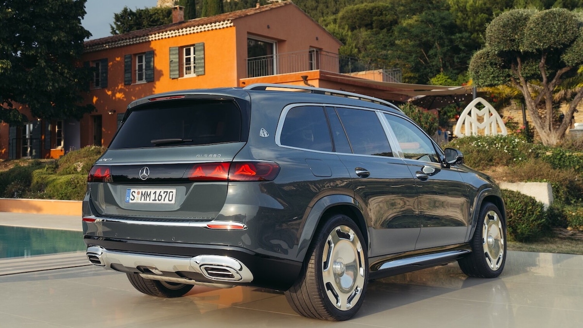 Mercedes-Maybach GLS 2026, il lusso che sconfigge la fisica