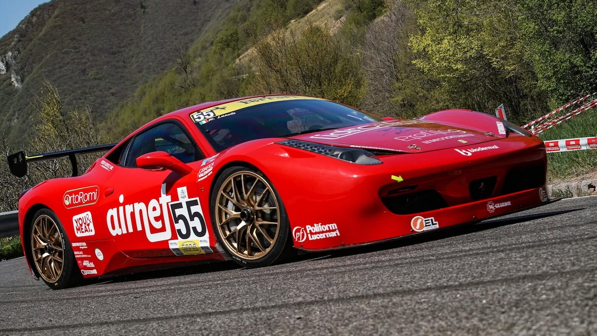 Ferrari rubata in Puglia, ritrovata dopo due mesi: spunta l'ipotesi del dispetto
