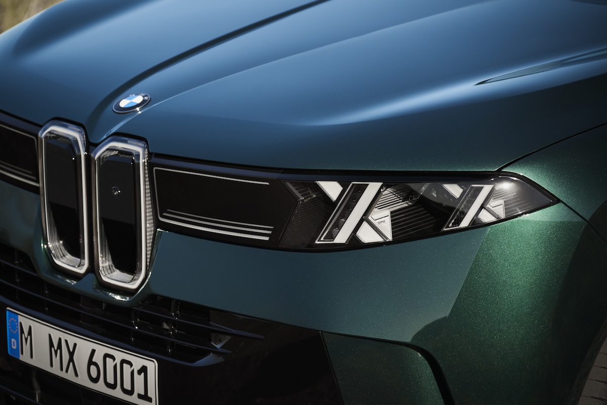 BMW X2, restyling Neue Klasse: cosa cambia sul frontale e all'interno