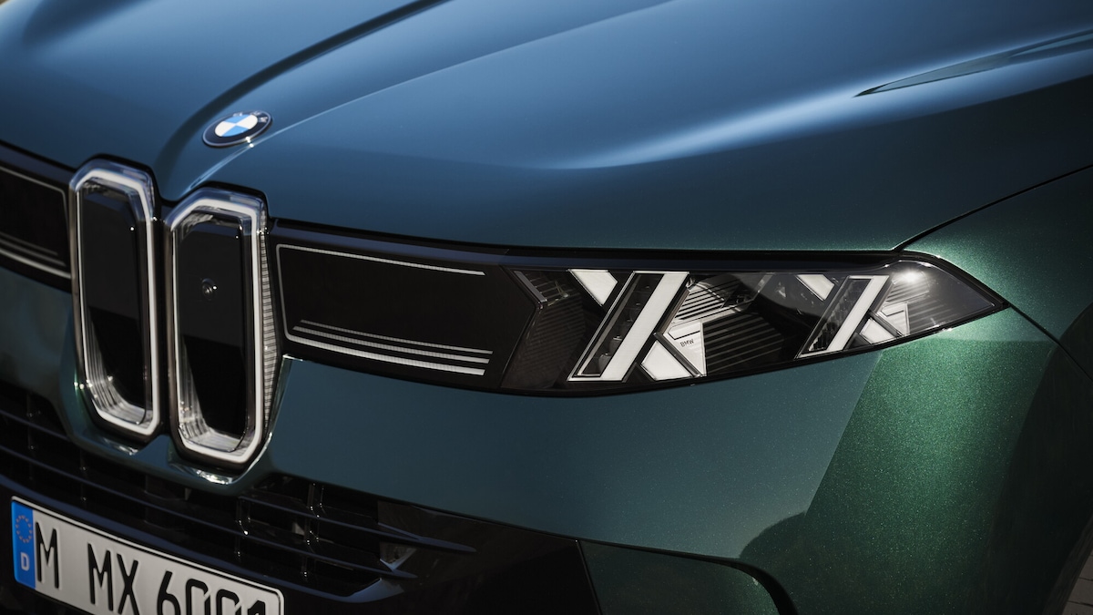 BMW X2, restyling Neue Klasse: cosa cambia sul frontale e all'interno
