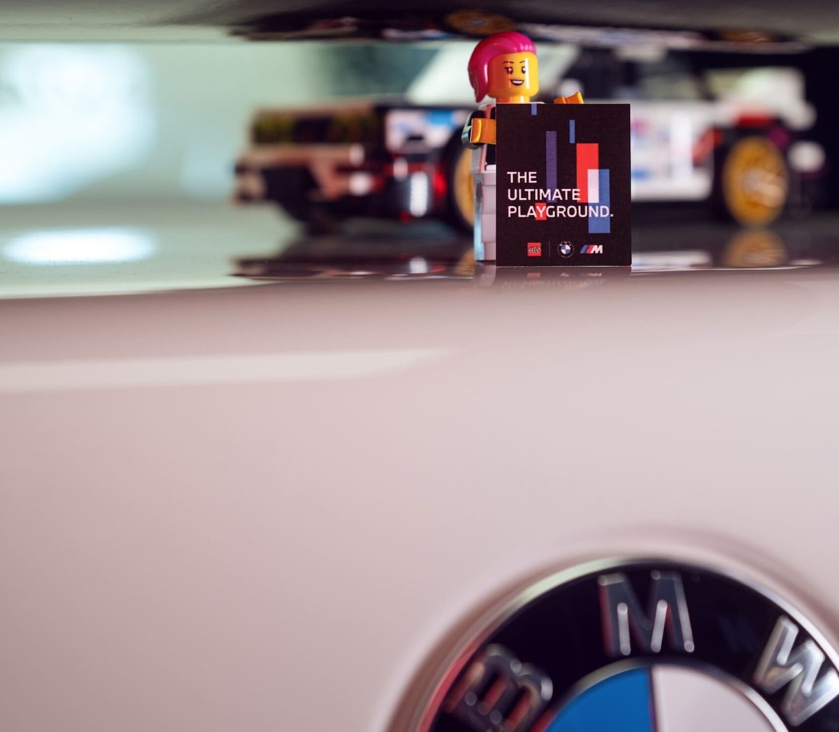 BMW M3, per i 40 anni veste la stessa livrea del kit LEGO