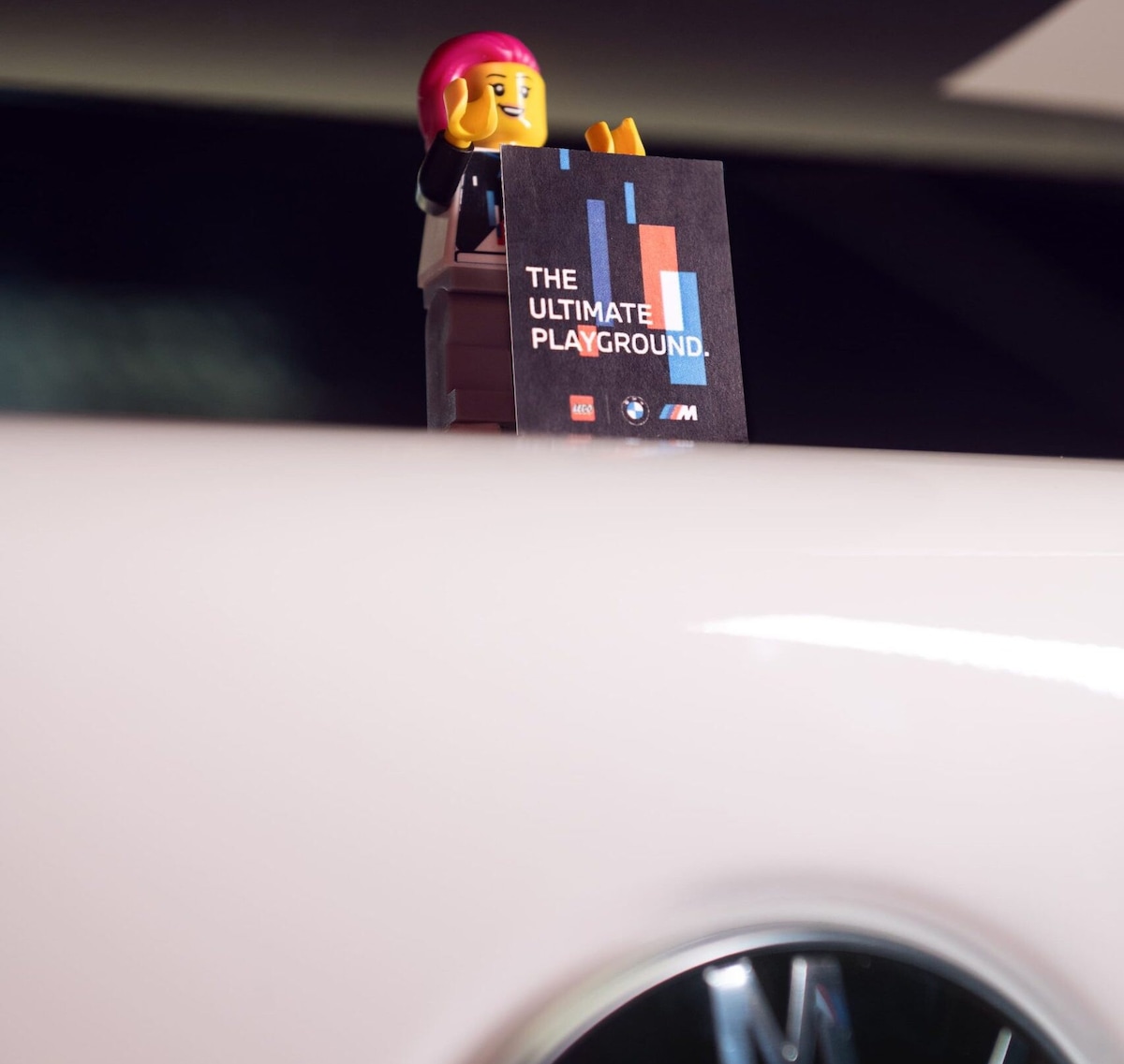 BMW M3, per i 40 anni veste la stessa livrea del kit LEGO