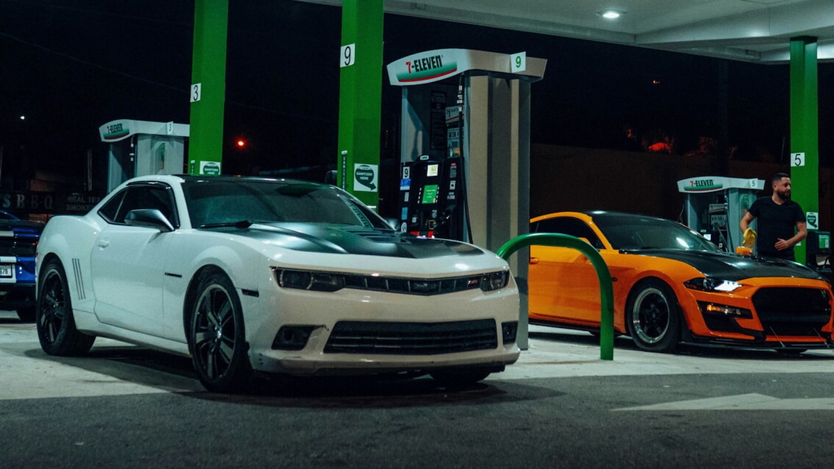 Prezzi carburanti: sconto diesel nullo, la benzina sale. Pagano le sigarette?
