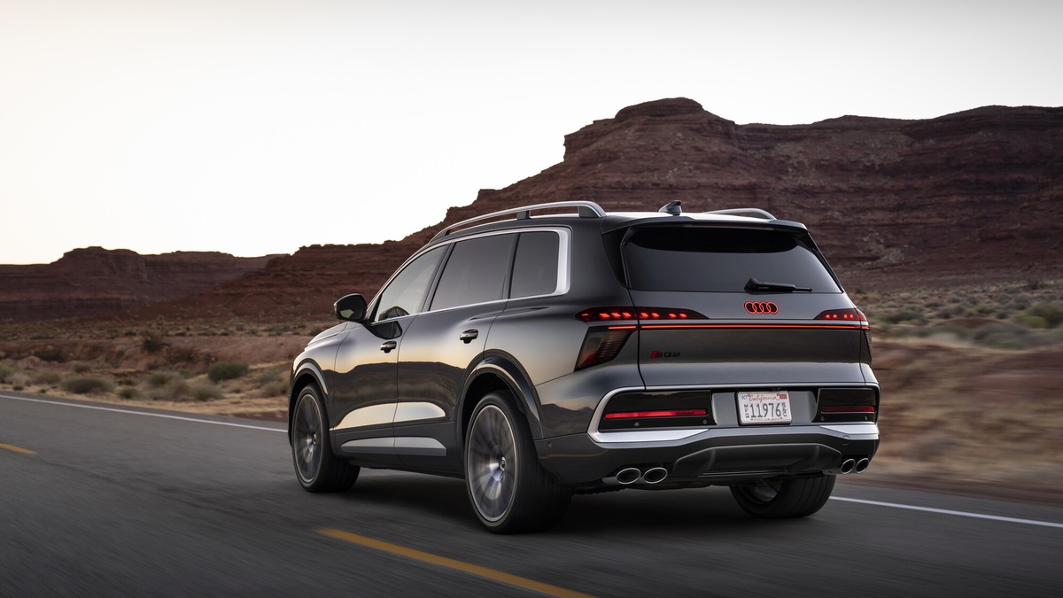 Audi Q9, l'ammiraglia Suv fissa un nuovo standard di lusso e comfort