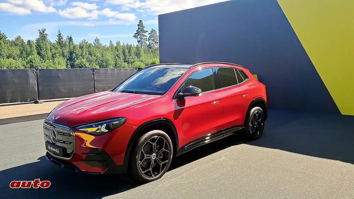 Nuova Mercedes GLA vista dal vivo