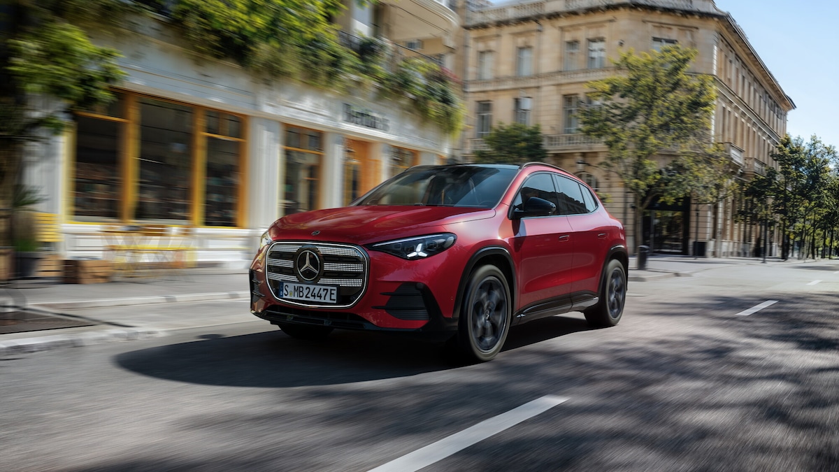 Nuova Mercedes GLA, la terza generazione è più grande e potente. E dà la scossa
