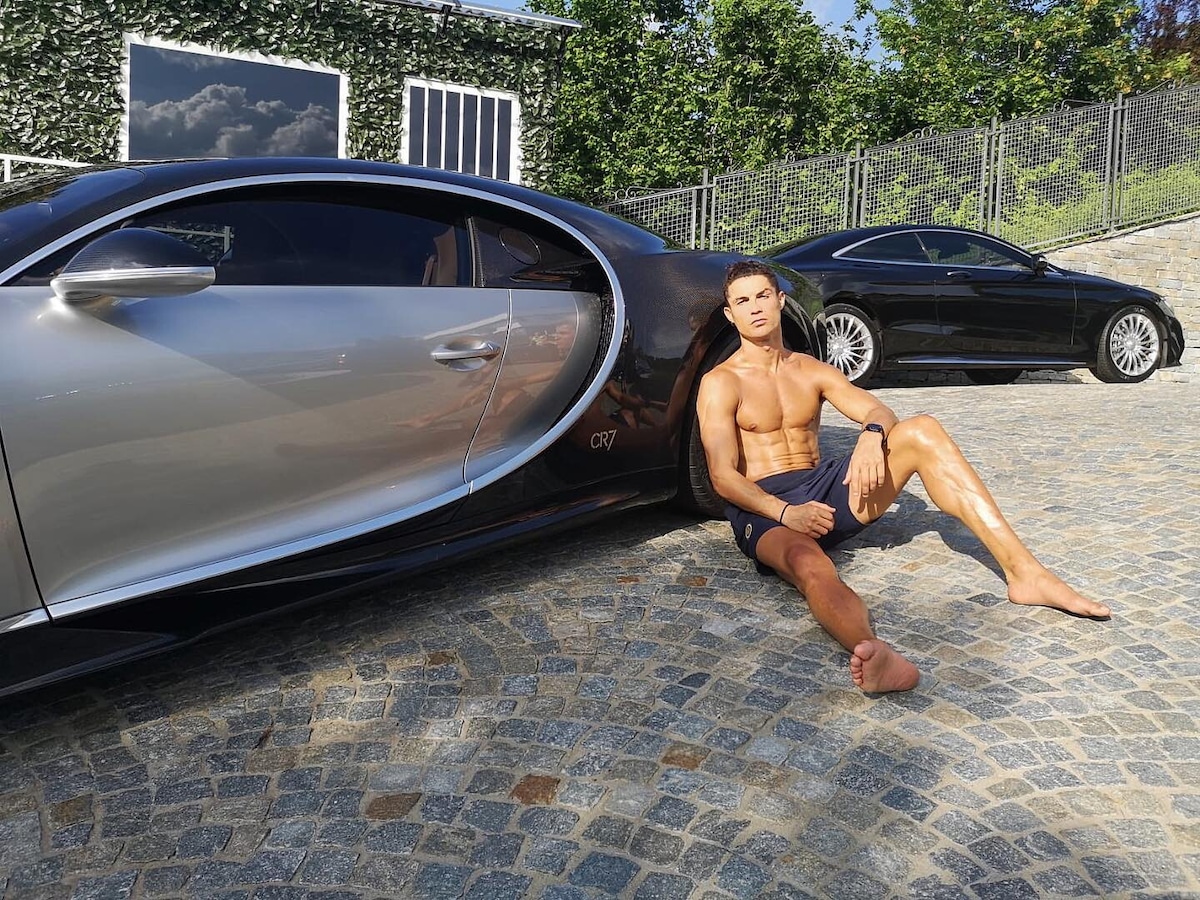 Cristiano Ronaldo, garage da sogno: "I miei giocattoli"