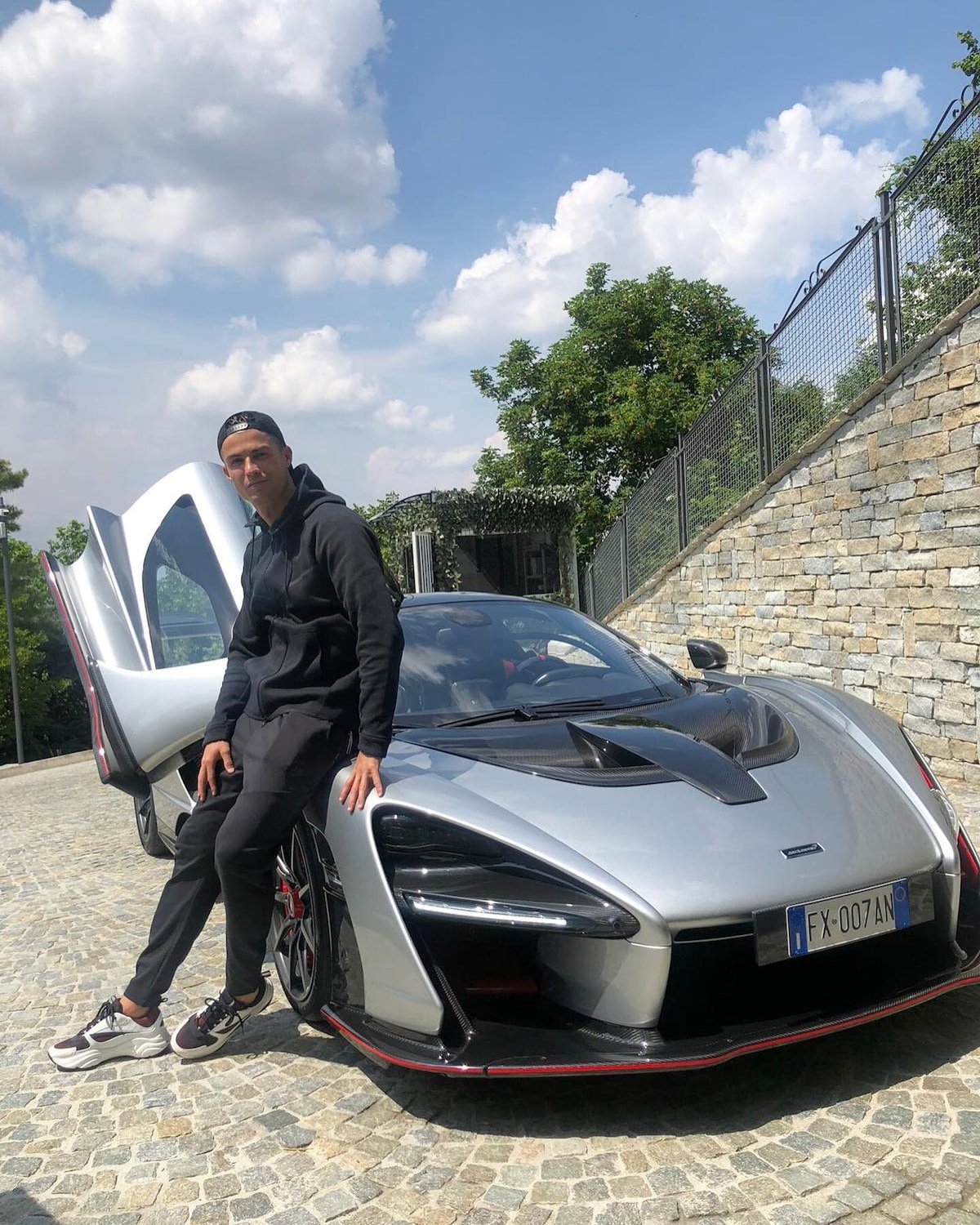 Cristiano Ronaldo, garage da sogno: "I miei giocattoli"