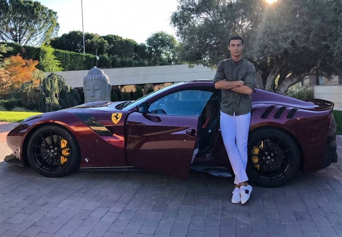 Cristiano Ronaldo, garage da sogno: "I miei giocattoli"