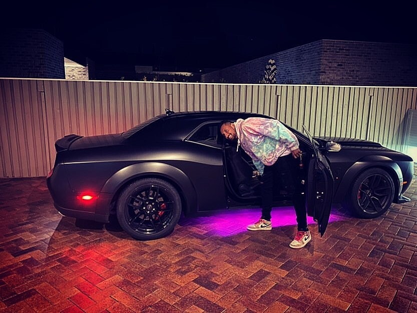 Nick Kyrgios, garage estremo tra Lamborghini, GT-R e una Tesla da basket