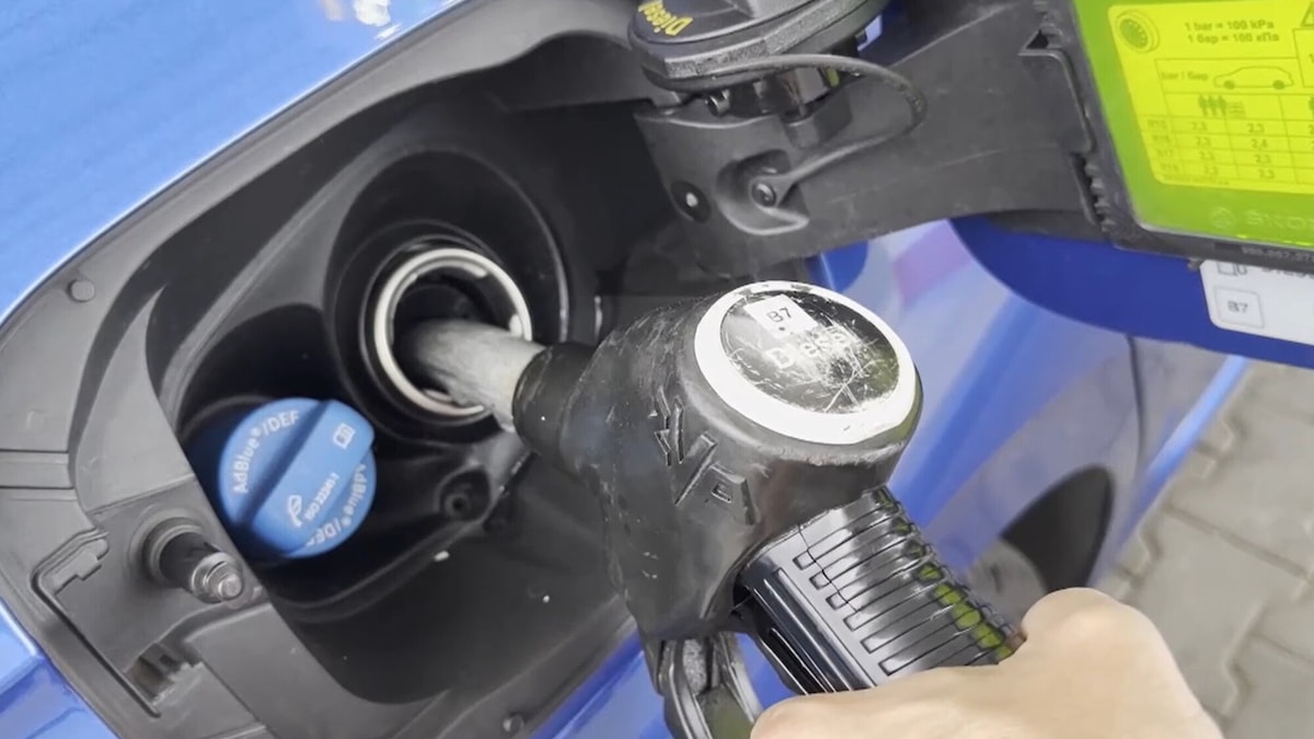Prezzi carburanti, benzina e diesel da record. E il consumo si ferma