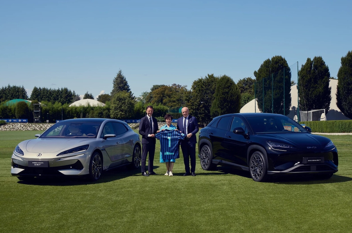 Riparte la Serie A di calcio: le auto di ogni squadra