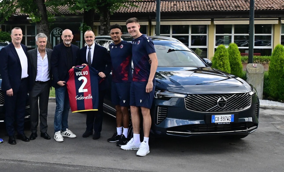 Riparte la Serie A di calcio: le auto di ogni squadra