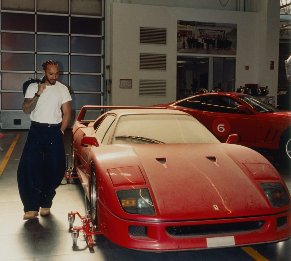 Hamilton, a Monza racconta la sua F40: "L'auto dei miei sogni"