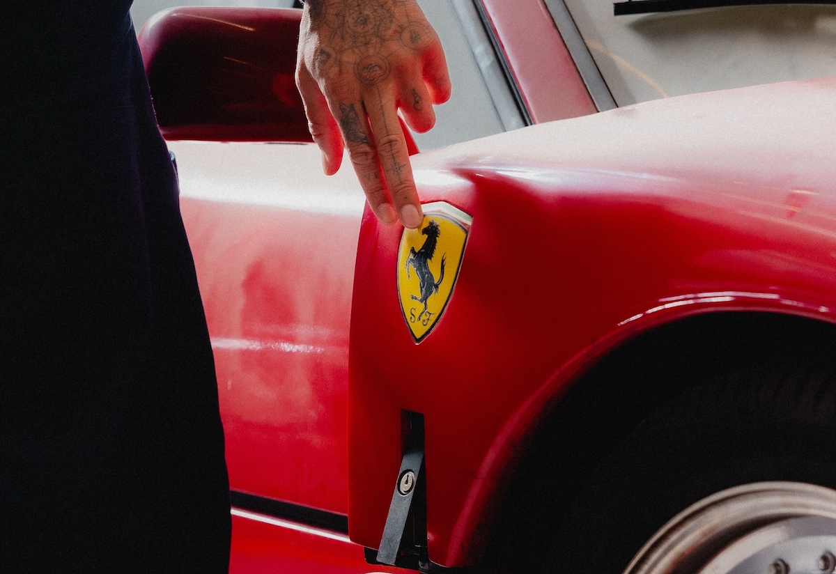 Hamilton, a Monza racconta la sua F40: "L'auto dei miei sogni"
