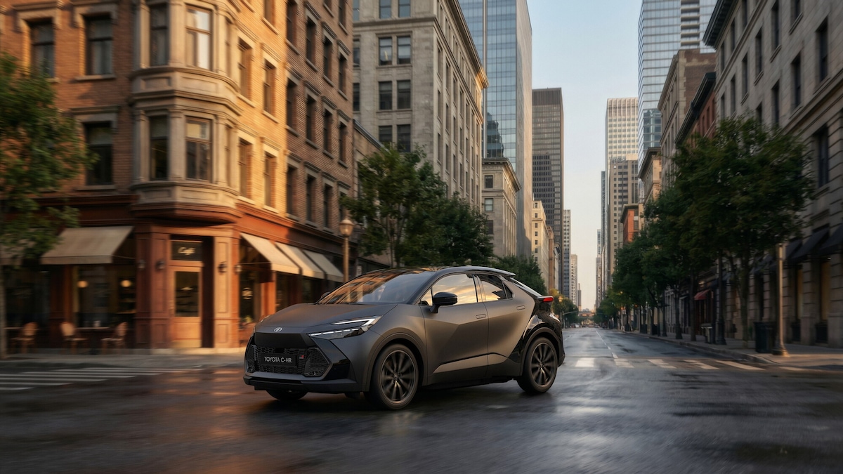 Toyota C-HR GR Sport, dieci anni e non sentirli