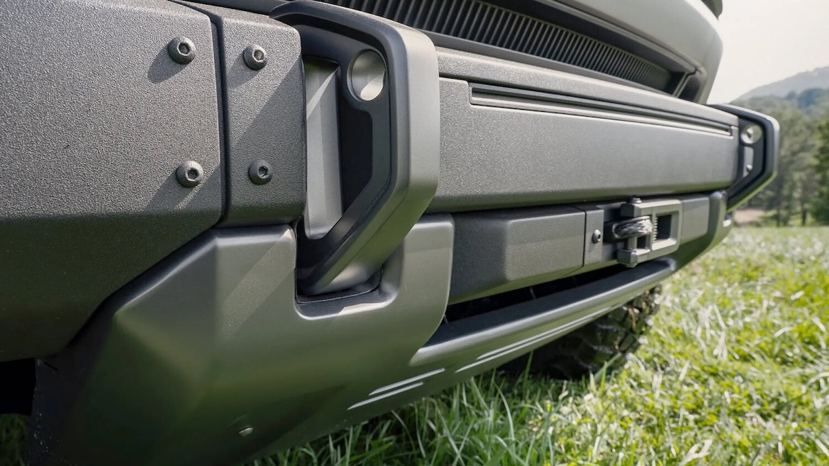 Scout Traveler, due anime differenti per sfidare Jeep