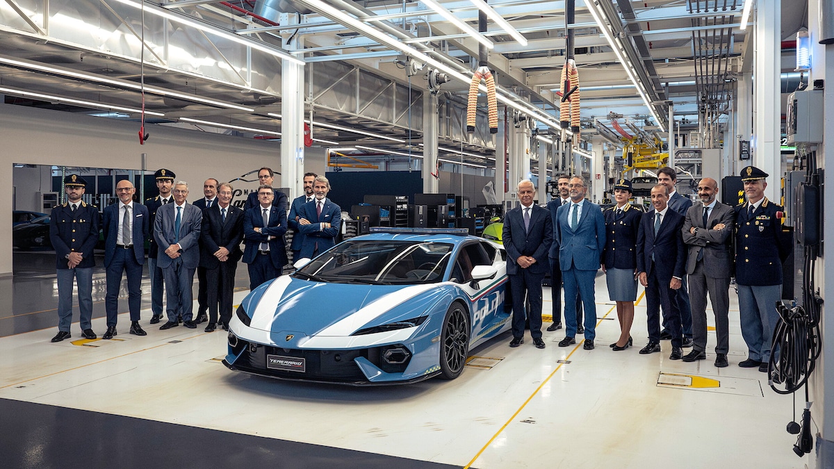 Lamborghini, la Temerario per la Polizia di Stato