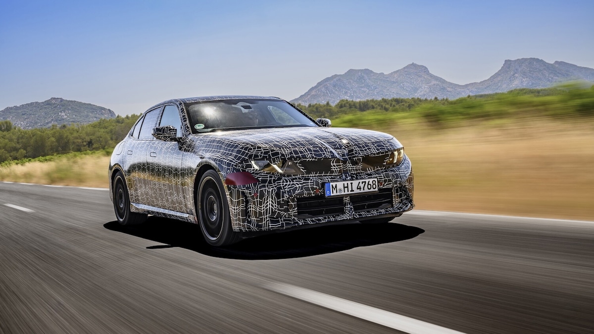 BMW Serie 3, prime foto della M350 xDrive