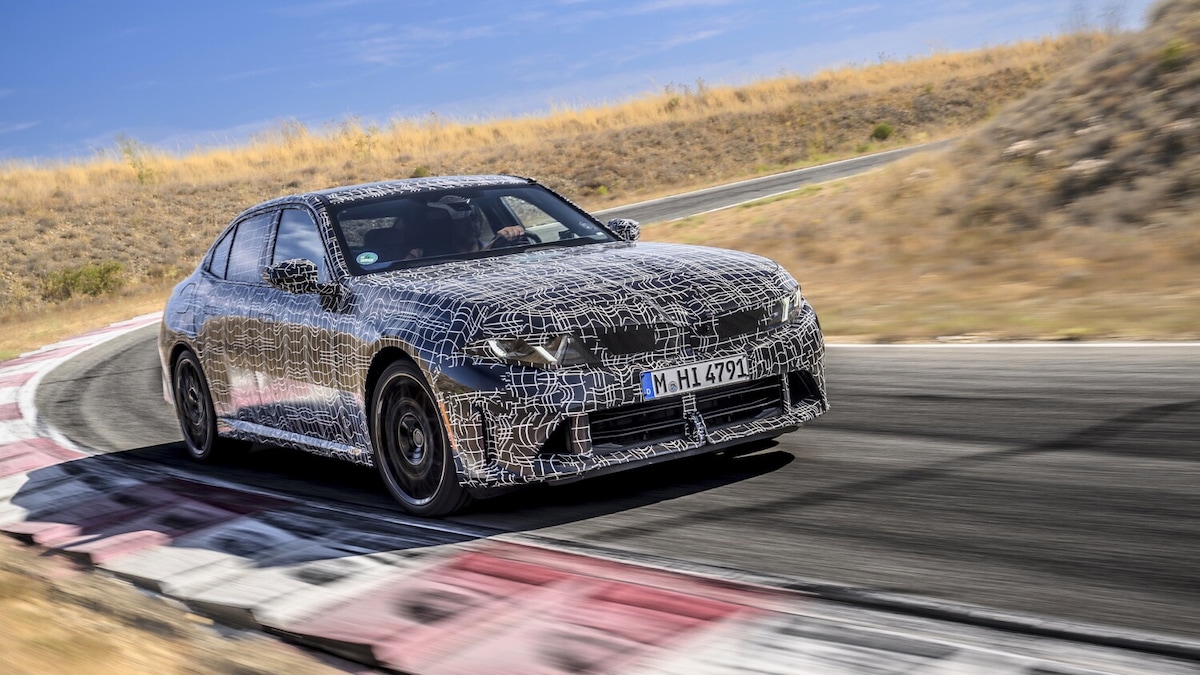 BMW Serie 3, prime foto della M350 xDrive