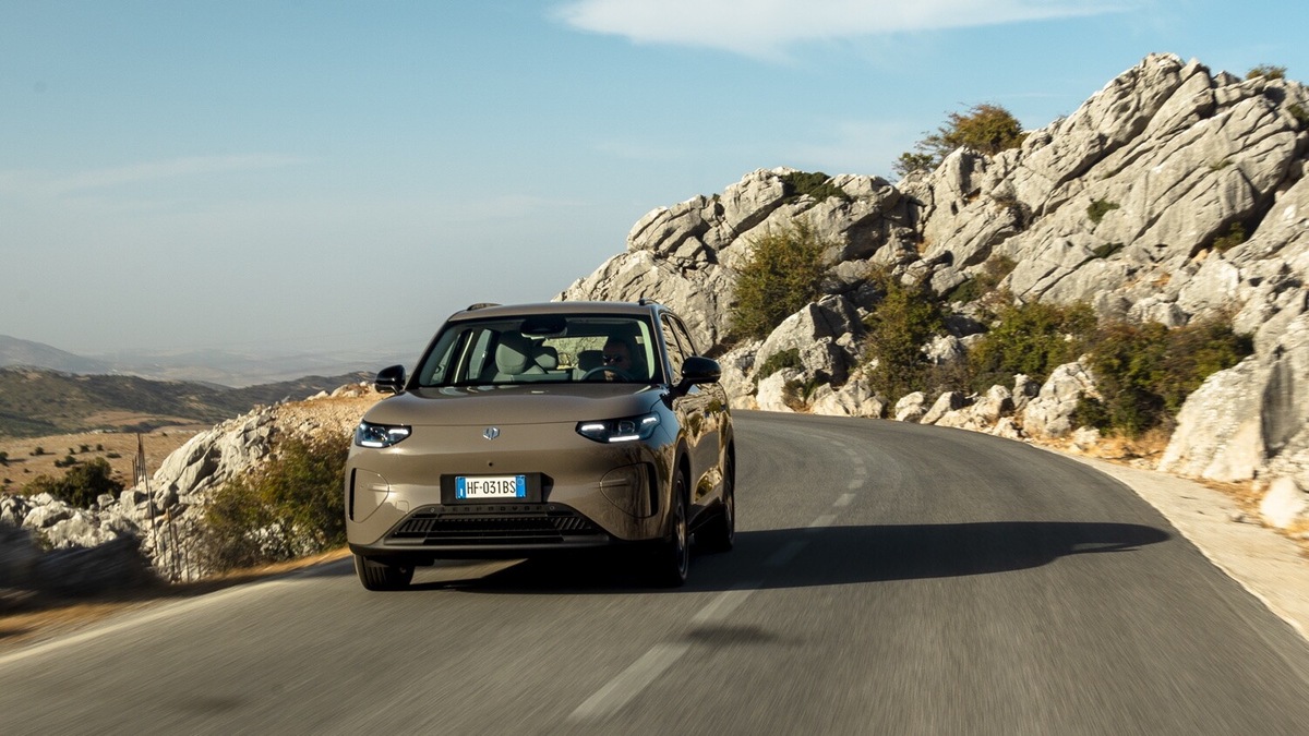 Leapmotor B03X, il crossover elettrico va all'attacco del mercato