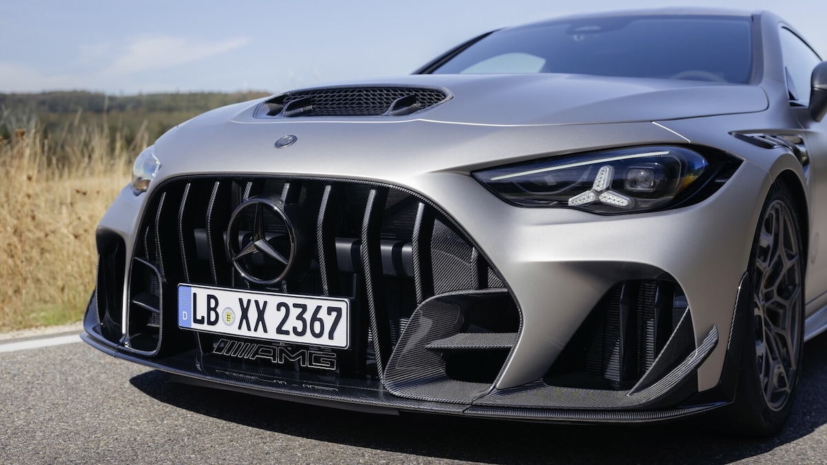Mercedes-AMG, V8 su misura con la 646 Spezialanfertigung