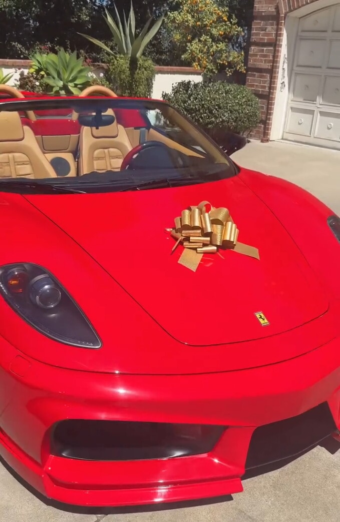 Heidi Klum, Ferrari F430 al figlio per i 21 anni: colpa di Mario Kart