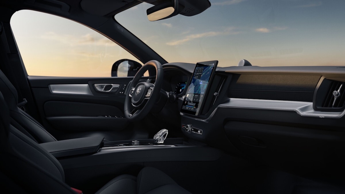 Volvo XC60 2027, plug-in dall'autonomia esagerata