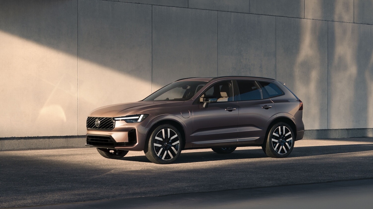 Volvo XC60 2027, plug-in dall'autonomia esagerata