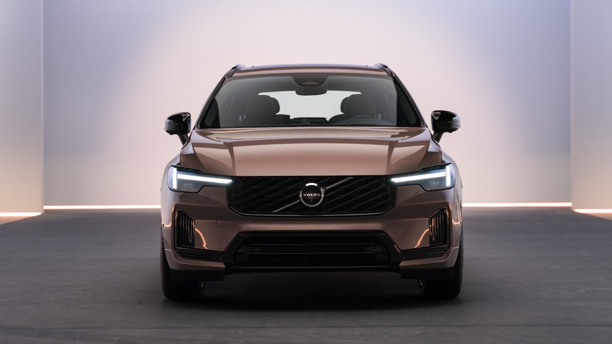 Volvo XC60 2027, plug-in dall'autonomia esagerata