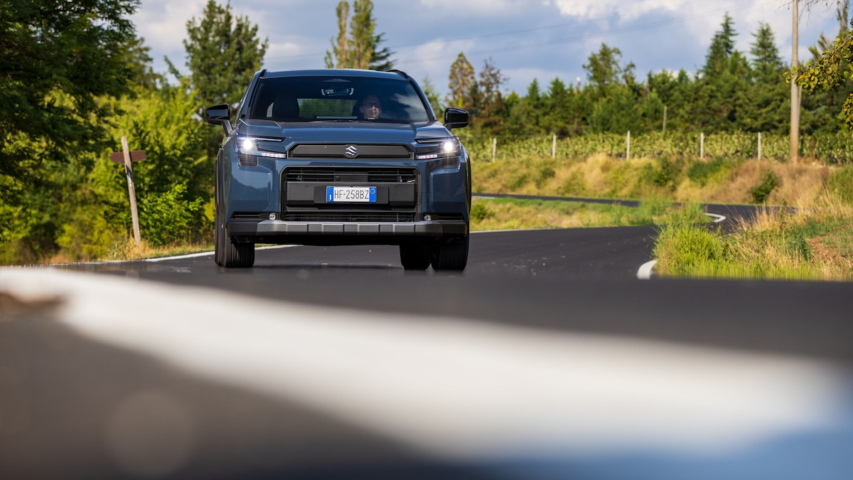 Suzuki Across, avventura integrale in plug-in