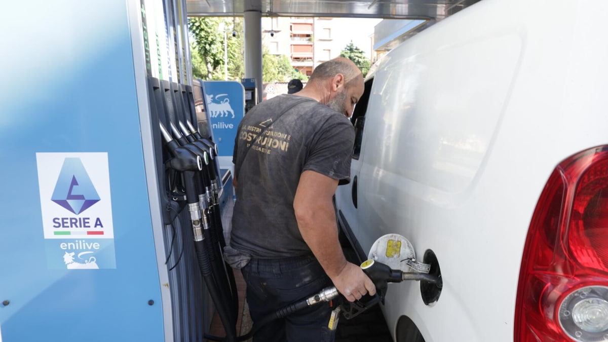 Carburanti, calo prezzi di benzina e diesel mercoledì 30 settembre