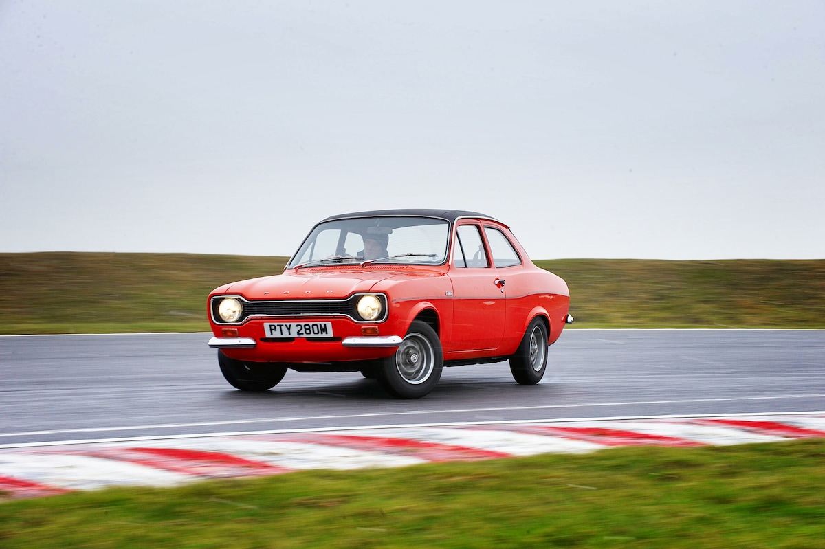 Escort, Focus, Sierra e... Le auto del mito Ford nei rally